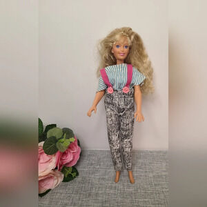 Vintage 1984 Hasbro‎ Maxie Doll Blonde Hair, Freckle Face